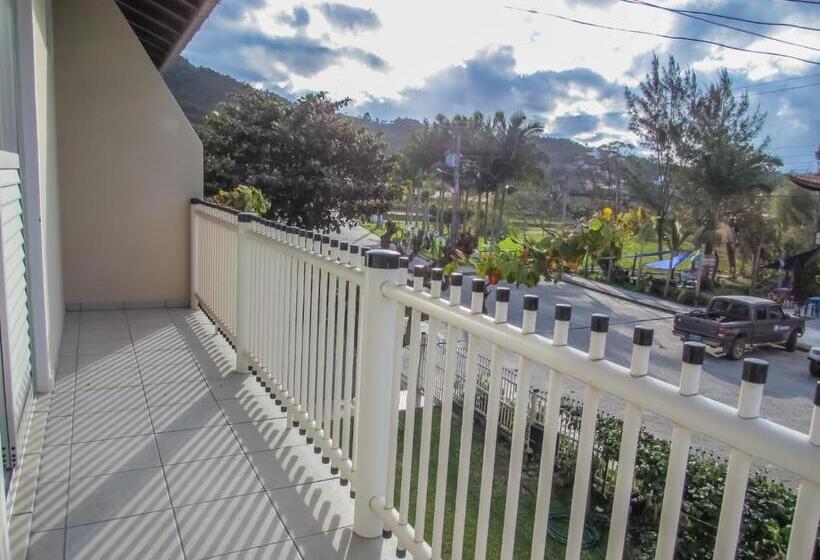 آپارتمان 2 خوابه, Hospedagem Do Peduca