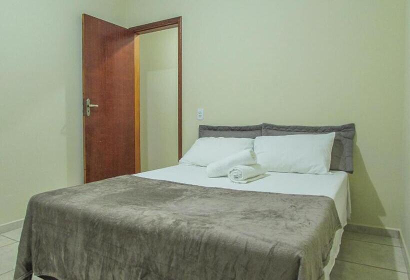 آپارتمان 2 خوابه, Hospedagem Do Peduca