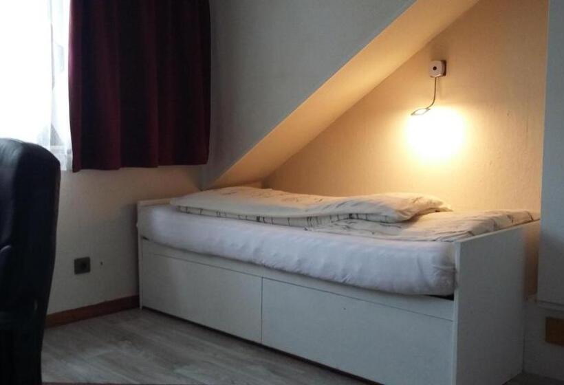 Номер Стандарт Индивидуальный, Neuss Nord