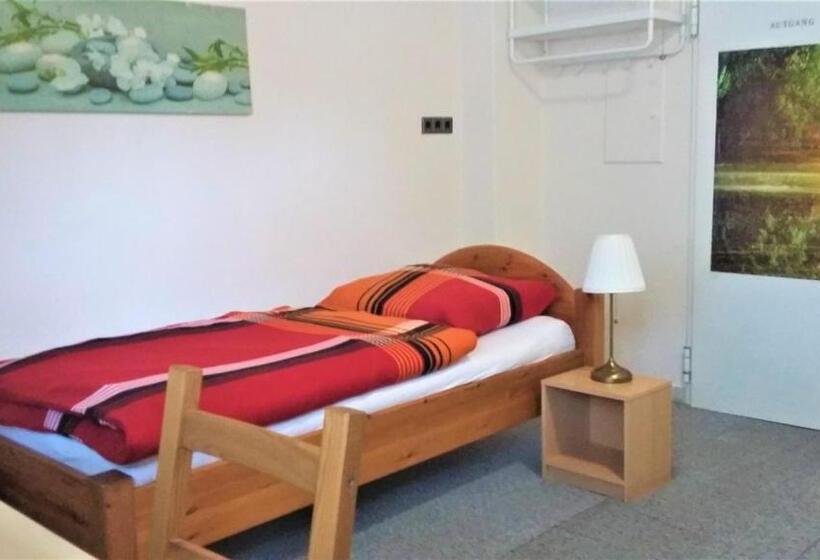 Студио Стандарт с Балконом, Neuss Nord