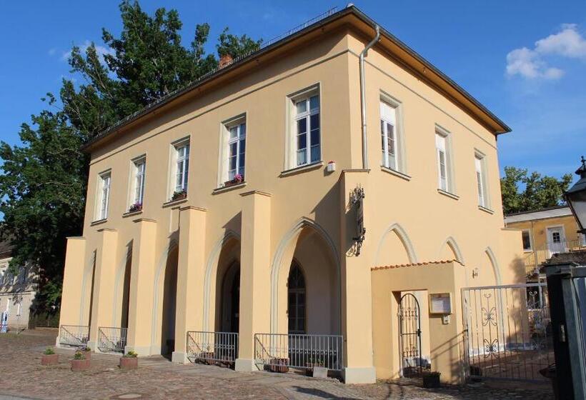 Номер Стандарт с Террасой, Pension Schloßwache Zerbst