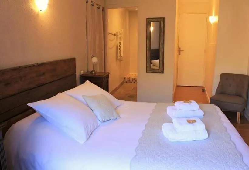 バルコニー付きデラックスルーム, L Auberge De Montpezat