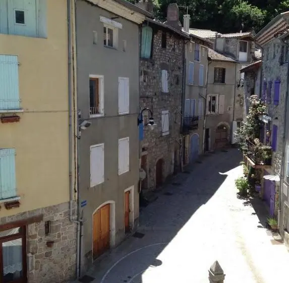 スイート(家族用), L Auberge De Montpezat