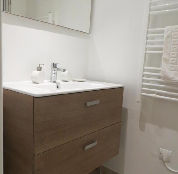 스탠다드 룸, L Auberge De Montpezat