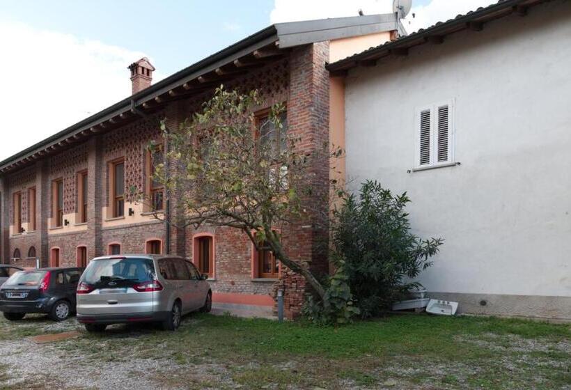 Семейный Номер Вид на Сад, Antica Cascina B&b
