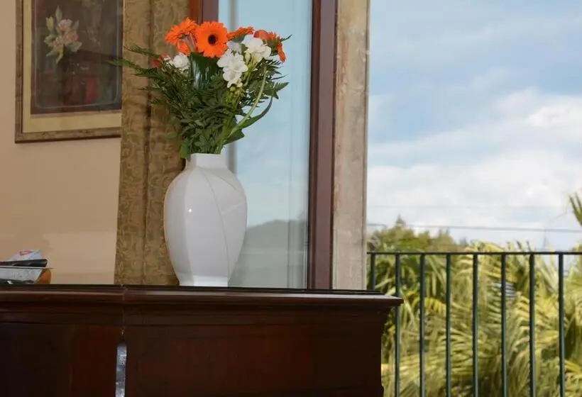 庭の見えるジュニアスイート, B&b Villa Maria