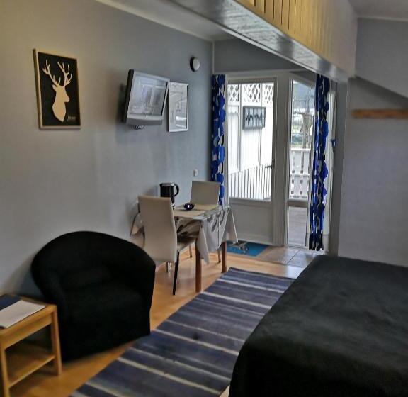 Номер Стандарт Вид на Сад, Hostel Mansikka