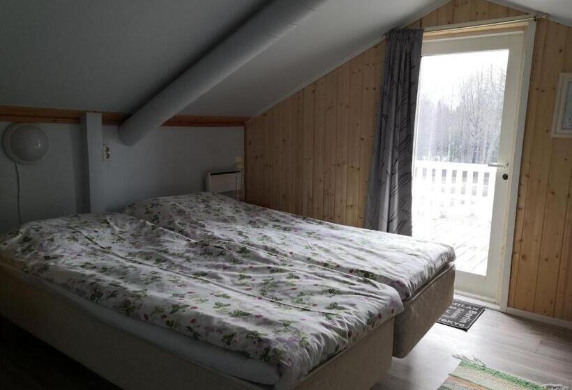 Семейное Студио, Hostel Mansikka