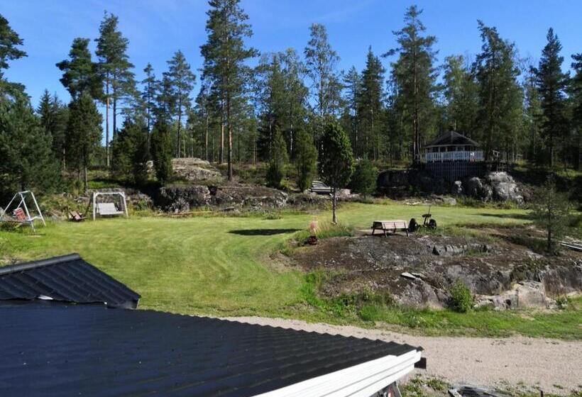 Номер Стандарт Трехместный, Hostel Mansikka