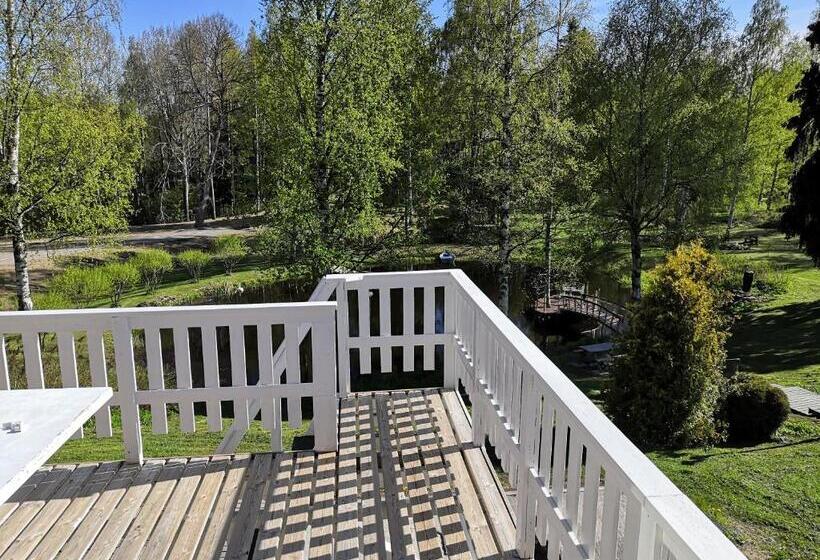 Семейное Студио, Hostel Mansikka