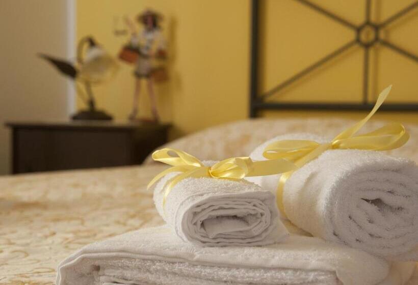 Номер Стандарт, Mamma Lucia