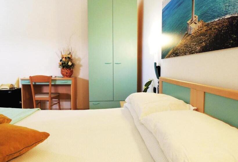 스탠다드 룸 킹사이즈 침대, Porto Badisco