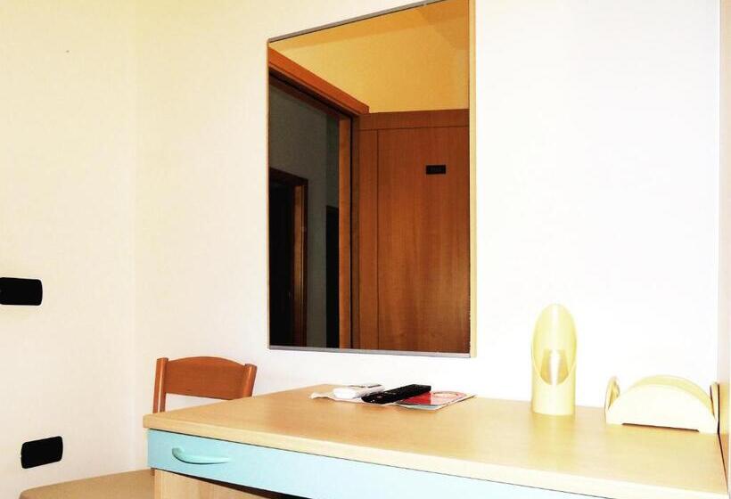 스탠다드 룸 킹사이즈 침대, Porto Badisco