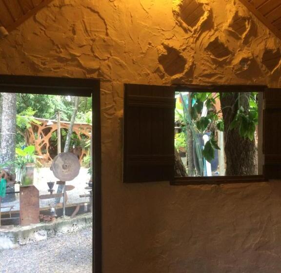 이코노미 룸, Camping Nomadas