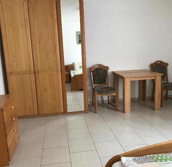 Апартаменты 1 Спальня с Видом, Panoramahof Holly