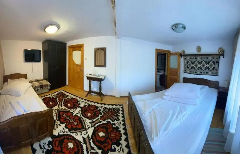 スタンダードトリプルルーム, Pensiunea Casa Bianca   Bucovina