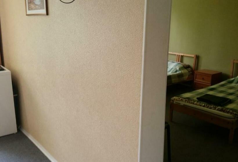 Economy Quadruple Room, The Bunker Hostel