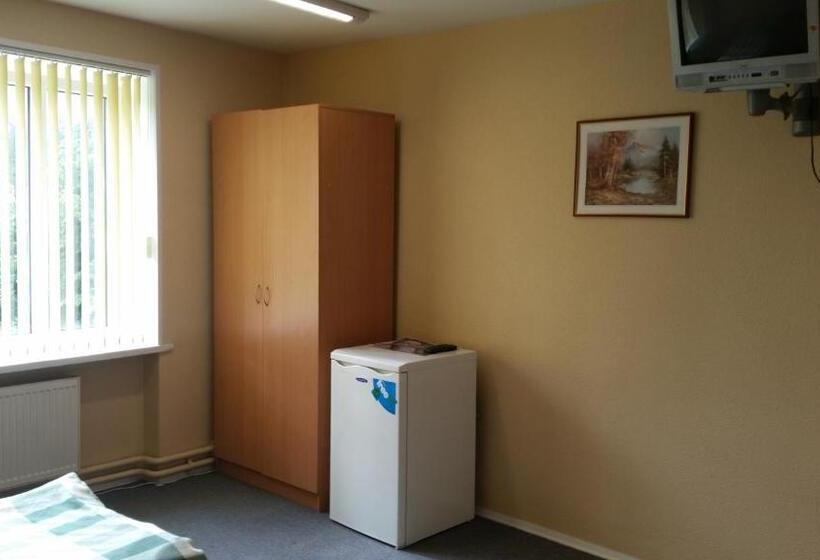 Economy Quadruple Room, The Bunker Hostel