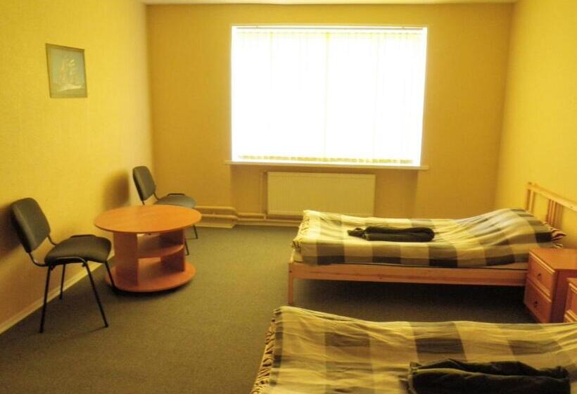 Economy Quadruple Room, The Bunker Hostel