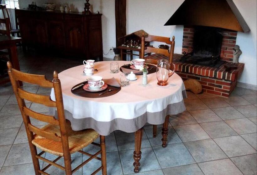 غرفة قياسية مطلّة علي الحديقة, Le Chemin D Ulphe