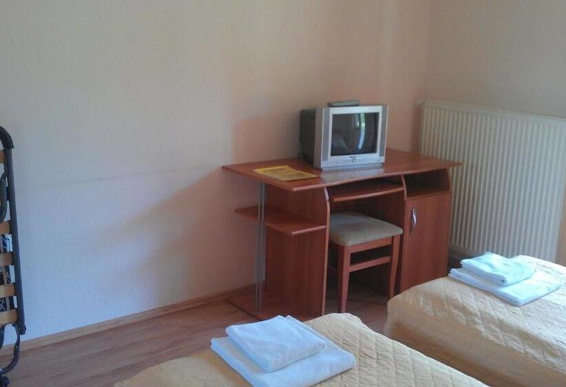 חדר סטנדרט, By The River Hotel Complex