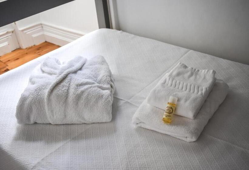 غرفة قياسية ثلاثية حمام مشترك, A Casa Da Cascata