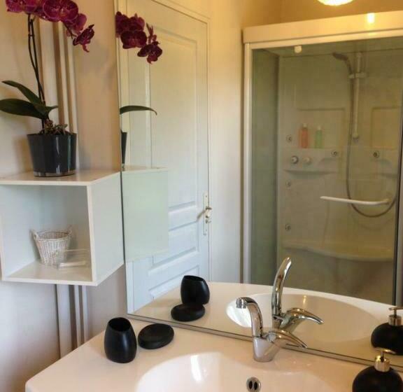 スタンダードルーム, Domaine D Aromm