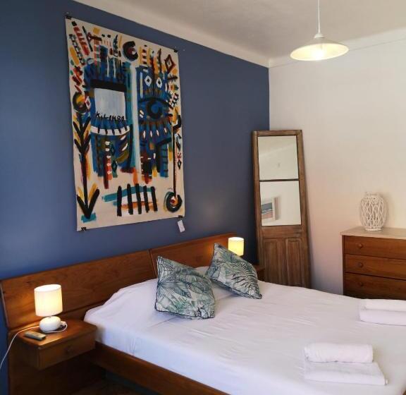 Standard Værelse, Foz Surfcamp