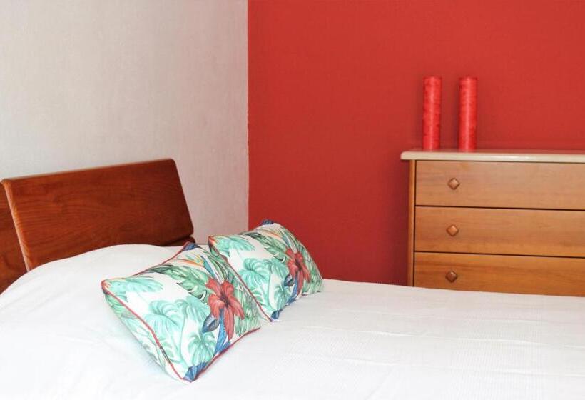 Standard Værelse, Foz Surfcamp