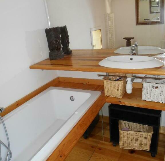 ガーデンビュースタンダードルーム, Villa Boulou