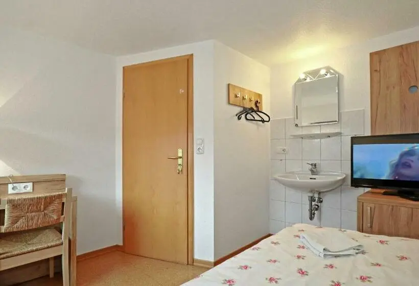 バスルーム共有のシングルスタンダード, Pension Im Heidort
