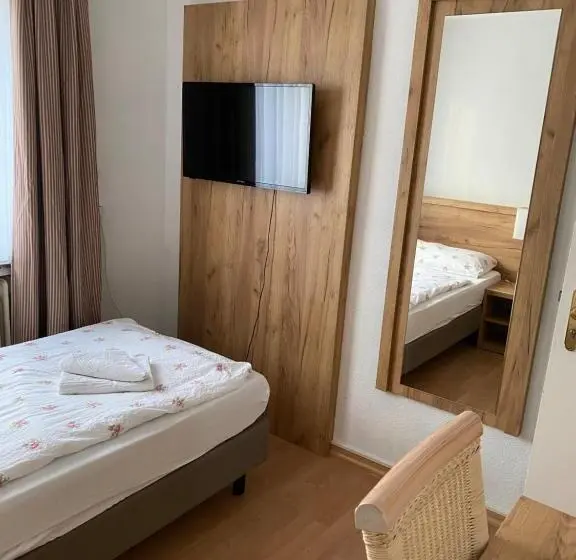 スタンダードシングルルーム, Pension Im Heidort