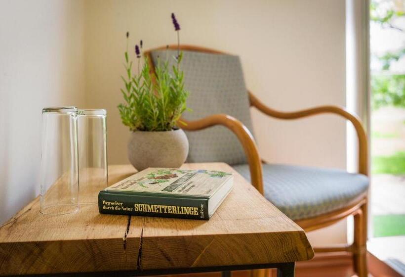 스탠다드 룸 공동 욕실, Appleslounge