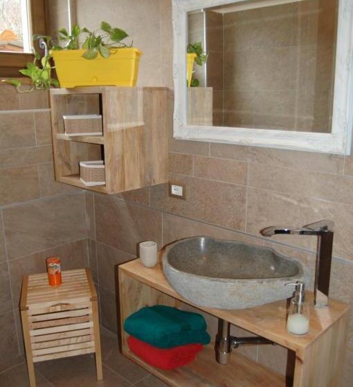 1 Bedroom Apartment Lake View, Agriturismo Casa Del Castagneto