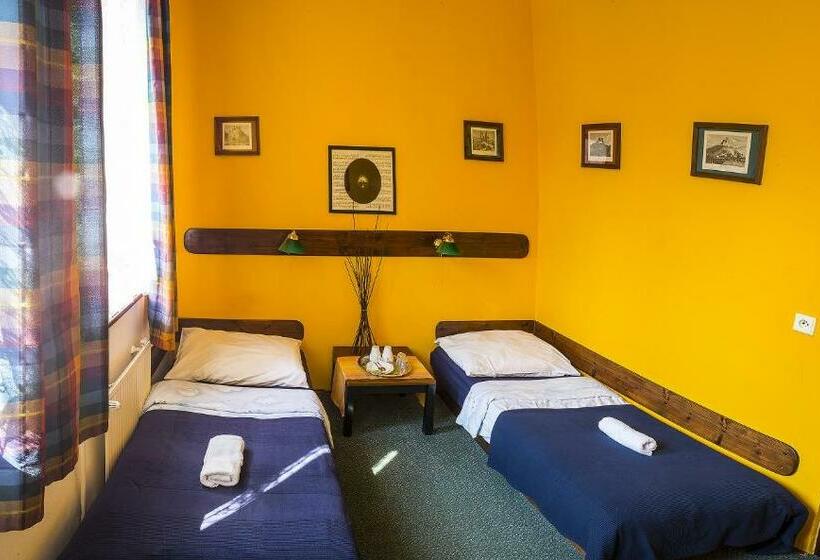 سوئیت 2 خوابه, Penzion Bazalka