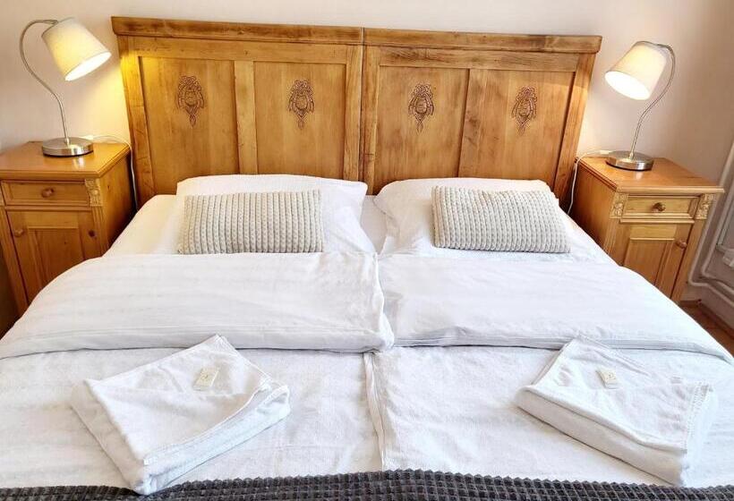 اتاق سوپریور سه تخته, Penzion Bazalka