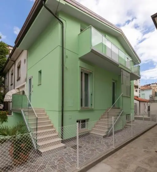デラックススタジオ, Residence Diffuso Arcobaleno