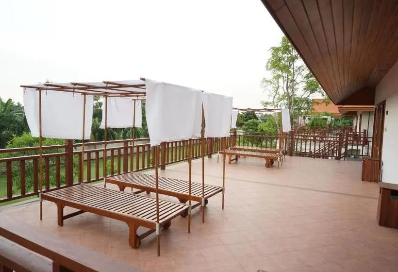 バルコニー付きデラックスルーム, Thaihome Resort