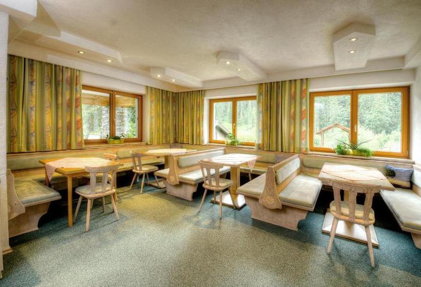 스탠다드 트리플 룸, Haus Brandner