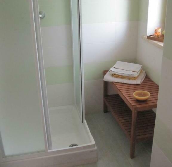 Quarto Estandar Individual, Magnolia B&b