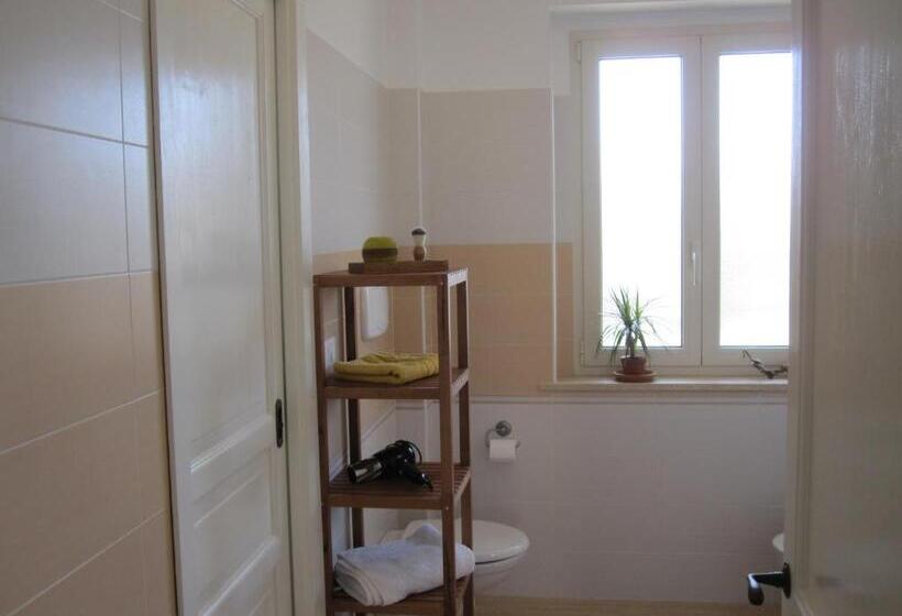 Quarto Estandar, Magnolia B&b