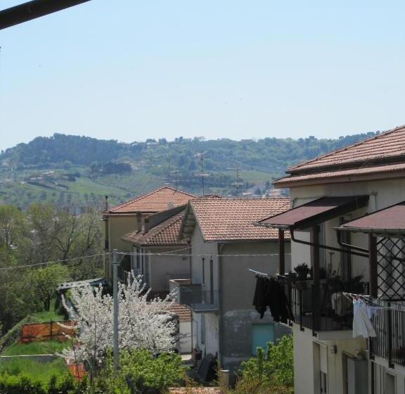 Quarto Estandar Individual, Magnolia B&b