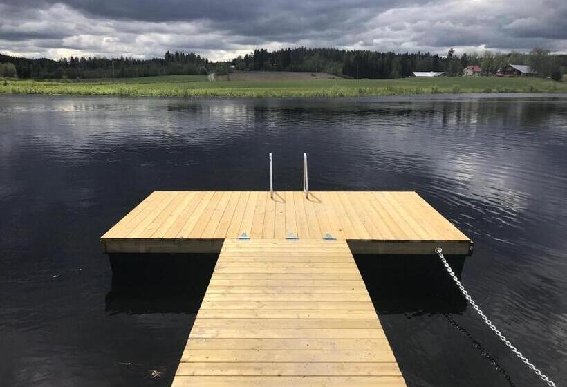 חדר סטנדרט לשלושה, Kartano Kievari