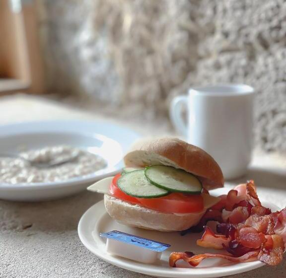 חדר סטנדרט יחיד, Kartano Kievari