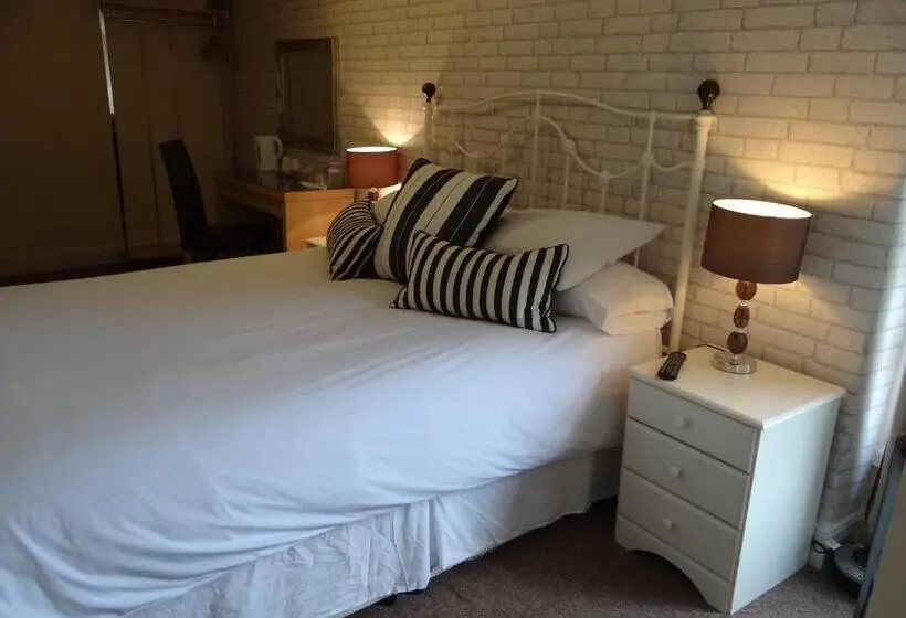 اتاق استاندارد, The Dundry Inn