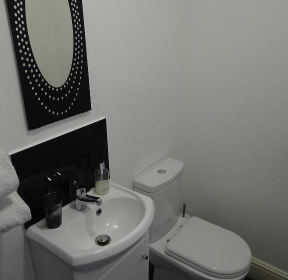 标准间, The Dundry Inn