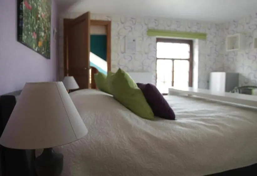 スタンダードルーム, B&b La Maison De Régine