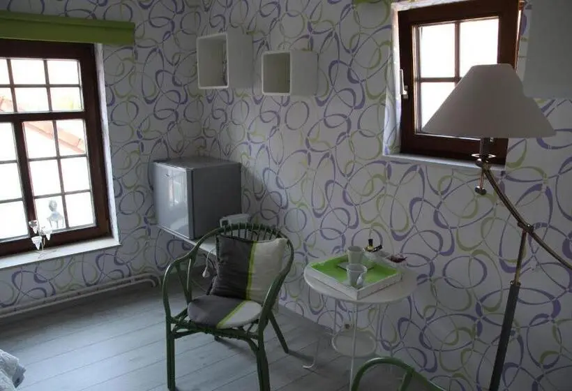 スタンダードルーム, B&b La Maison De Régine