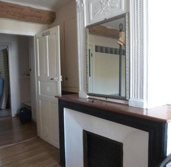 Номер Стандарт Трехместный, Chateau View Chambres D Hôtes
