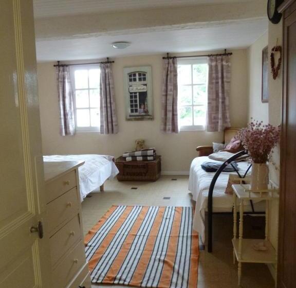 Номер Стандарт Трехместный, Chateau View Chambres D Hôtes
